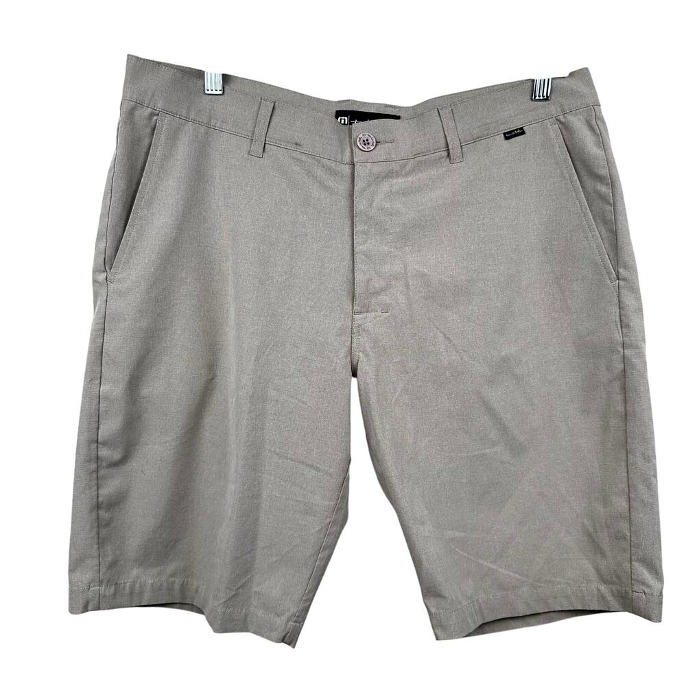 Travis Mathew Men's Shorts Golf Performance Tan Size 36 Lightweight Chino Resort